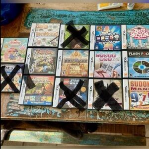 Set of 18 games for the Nintendo DS Lite (some duplicates)